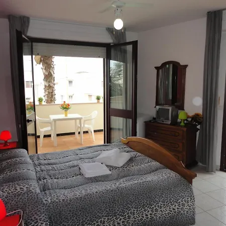 Palm Garden Bed and Breakfast 2*
